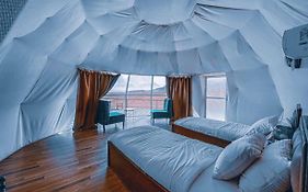 Rum Crystal Luxury Camp